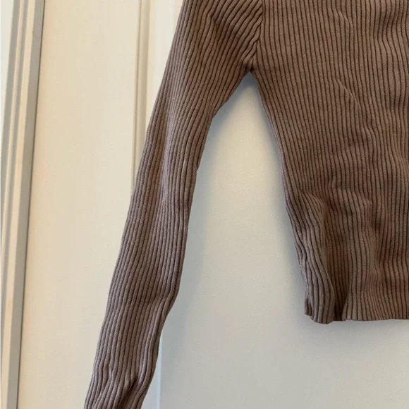 Queen Poison Ribbed Brown Cardigan - Picture 5 of 6